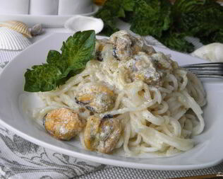 Паста с мидиями в сливочном соусе