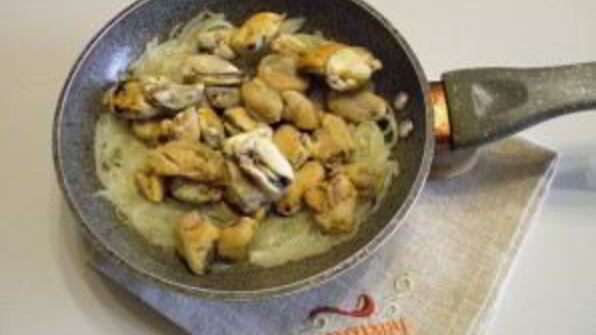 паста с мидиями в сливочном соусе