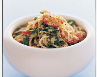 Спагеттини с лимоном и пармезаном