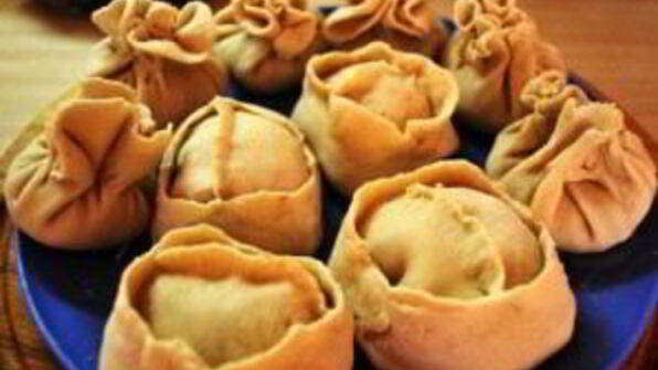 манты с капустой