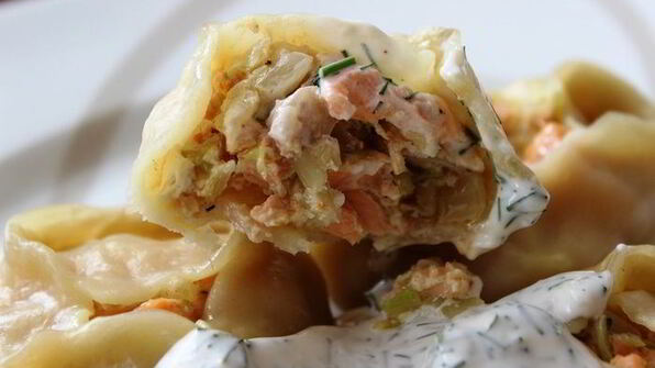 манты с семгой и шафраном