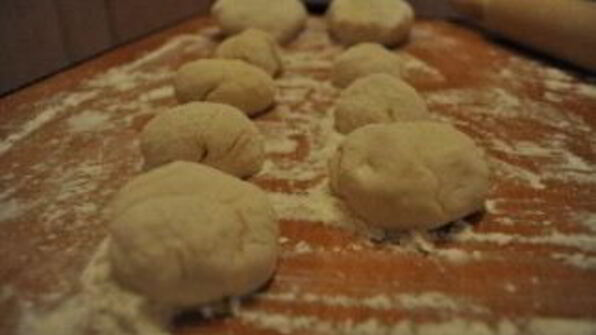 манты в скороварке