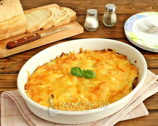 Мясо по-французски с картошкой и грибами