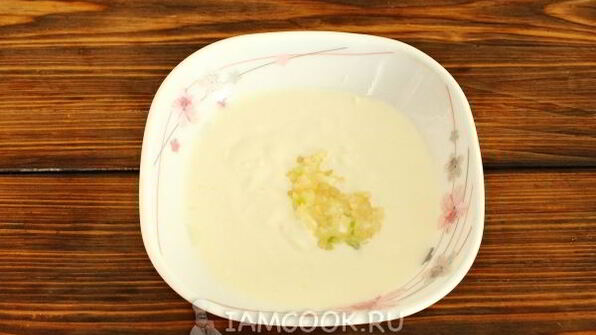 мясо по-французски с картошкой и помидорами