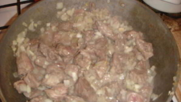 говядина в томатно-ореховом соусе