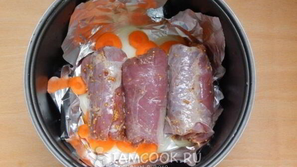 говядина запеченная в мультиварке