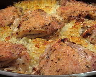 Куриные бедра с рисом