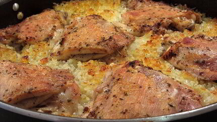 Куриные бедра с рисом