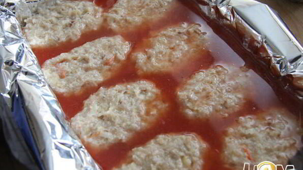 куриные биточки с квашеной капустой