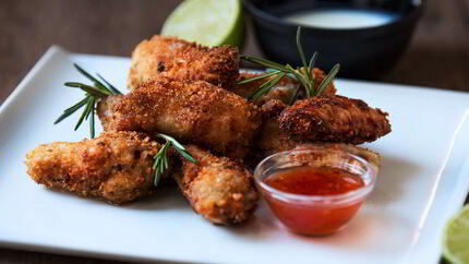 Куриные крылышки в маринаде из пахты