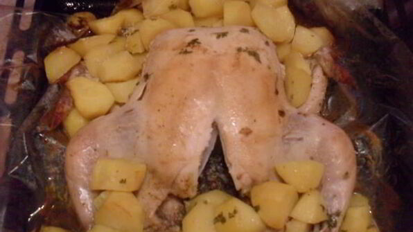 курица с картофелем, запеченные в рукаве