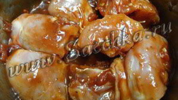 курица в томатном соусе с чесноком