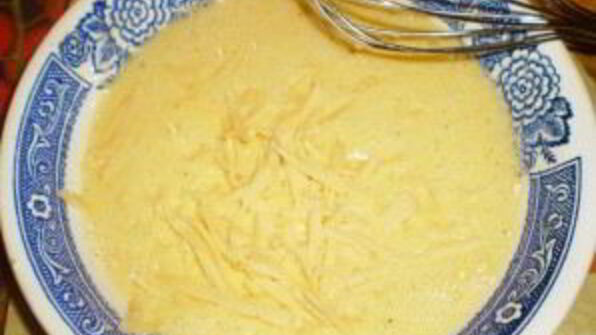 отбивная свинина, жаренная на сковороде в кляре