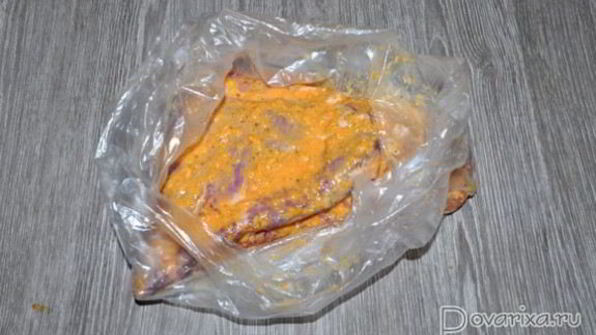 свиная грудинка, запеченная под апельсиновым соусом