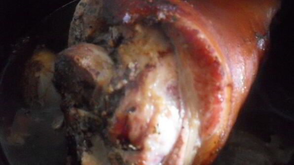 свиная рулька в пиве