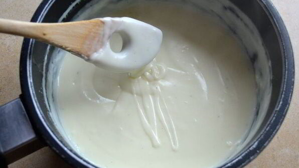 ньокки-суфле под грибным соусом бешамель