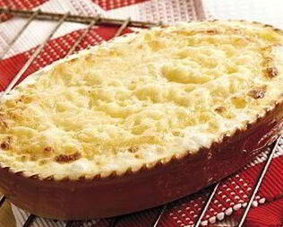 Картофель запеченый с мясом в сливочном соусе