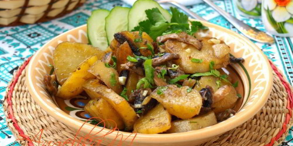 Рецепт картошки и шампиньоны тушеные в сметане