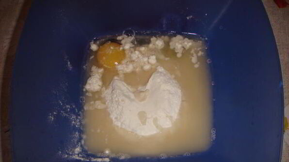 кольраби в кляре с йогуртовым соусом