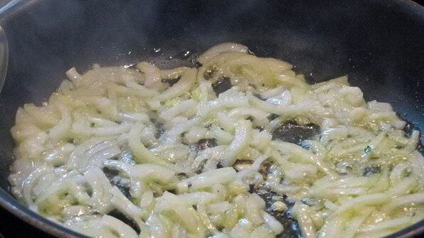 лобио и плавленный сыр с лавашом