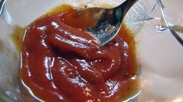 лобио и плавленный сыр с лавашом