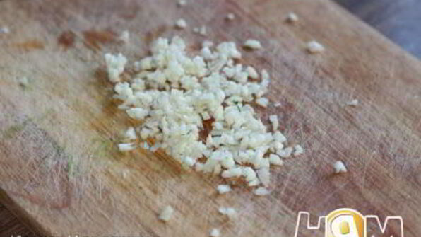 молодая капуста тушеная с луком и морковкой