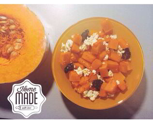 Тушеная тыква с творогом и сухофруктами