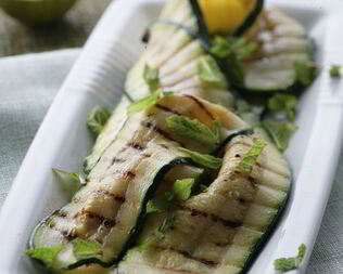 Жареные цукини с лаймом и мятой