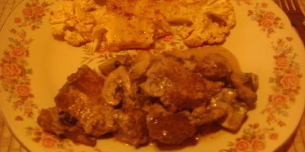 Рецепт говяжьей печени с грибным соусом