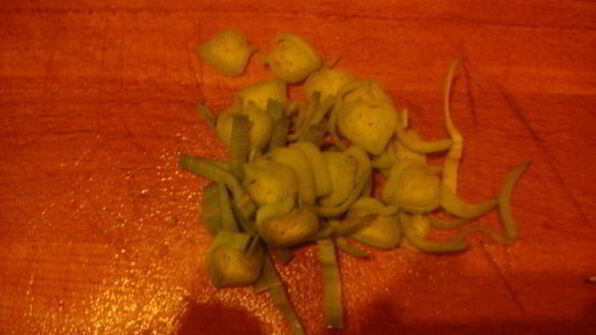 говяжья печень с грибным соусом