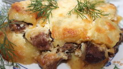 Говяжья печень в духовке со сметаной