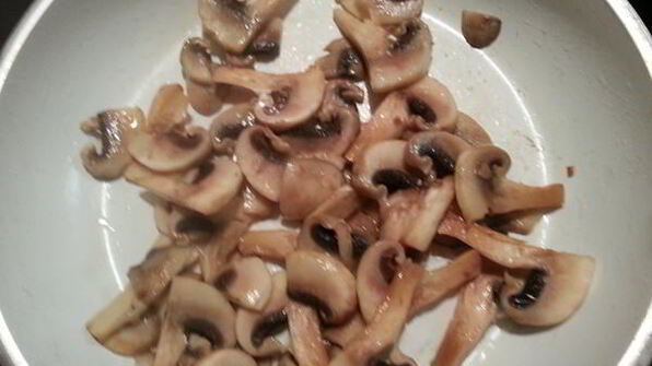 куриная печень под шапкой