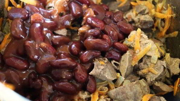 куриная печень с фасолькой