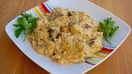 Куриная печень с морковью