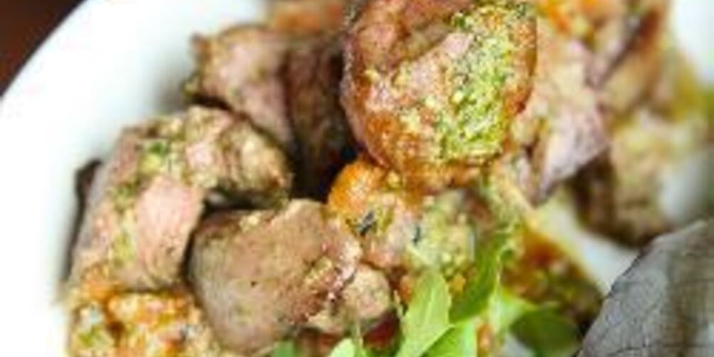 Рецепт куриной печени с песто и помидорами