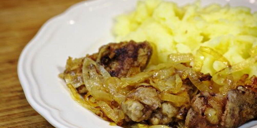 Рецепт куриная печень, жареная с луком
