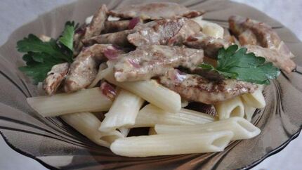 Печень по-строгановски