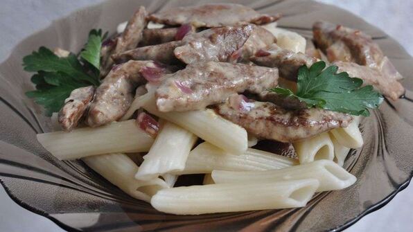 печень по-строгановски