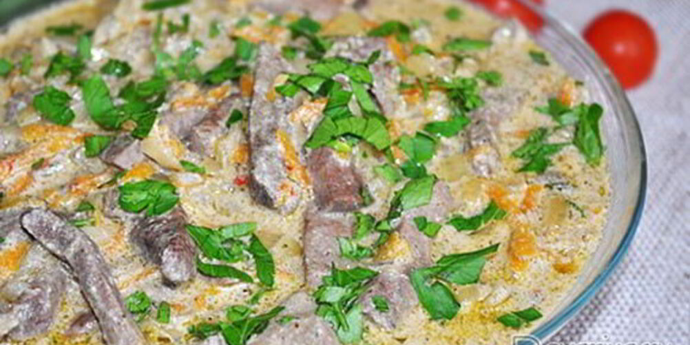 Рецепт печени, тушенной в сливках