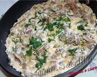 Печень в сметане