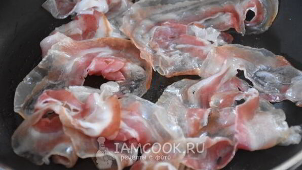 печень жареная с белыми грибами