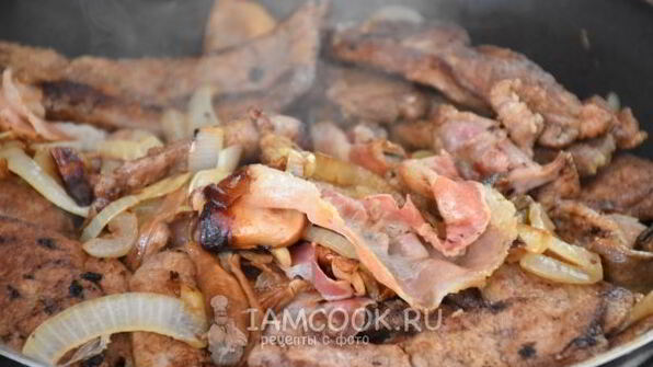 печень жареная с белыми грибами