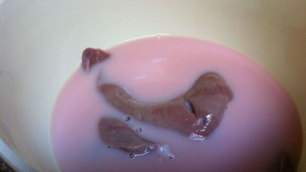 тушеная говяжья печень