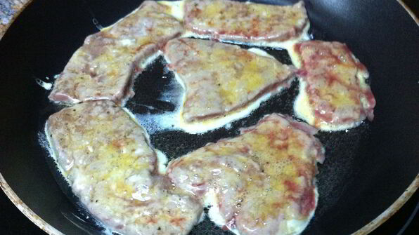 тушеная говяжья печень