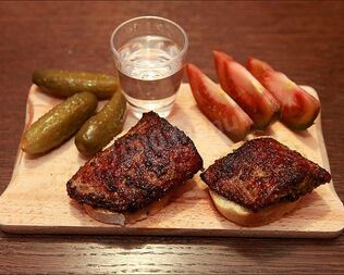 Жаренная печень щуки на сковороде