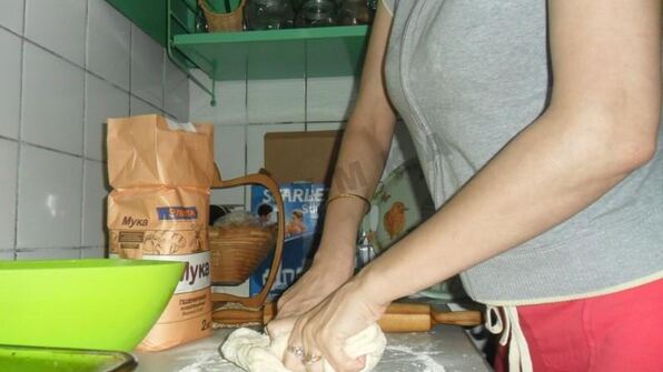 пельмени с креветками и сыром