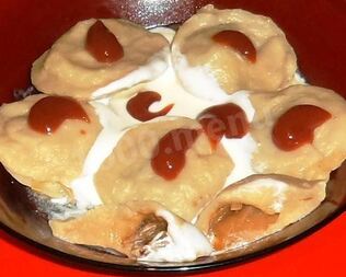 Пельмени с квашеной капустой и луком