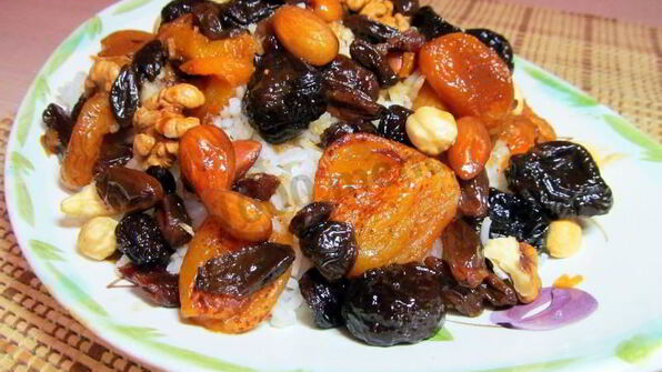 армянский плов с изюмом и сухофруктами сладкий