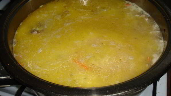 плов из курицы с изюмом