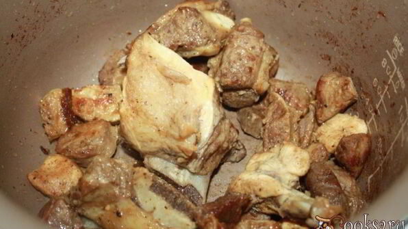 плов с говядиной, курицей и нутом в мультиварке